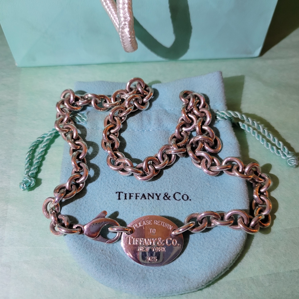 "Please Return To Tiffany" Oval Tag Medium Rolo Link Chain Necklace